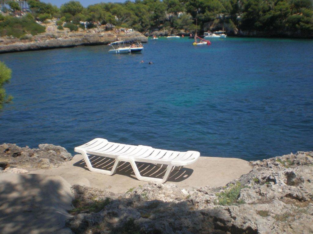 Sea Frontline Apartment 'Faraona'. Pool. Wifi Santanyi Exterior photo