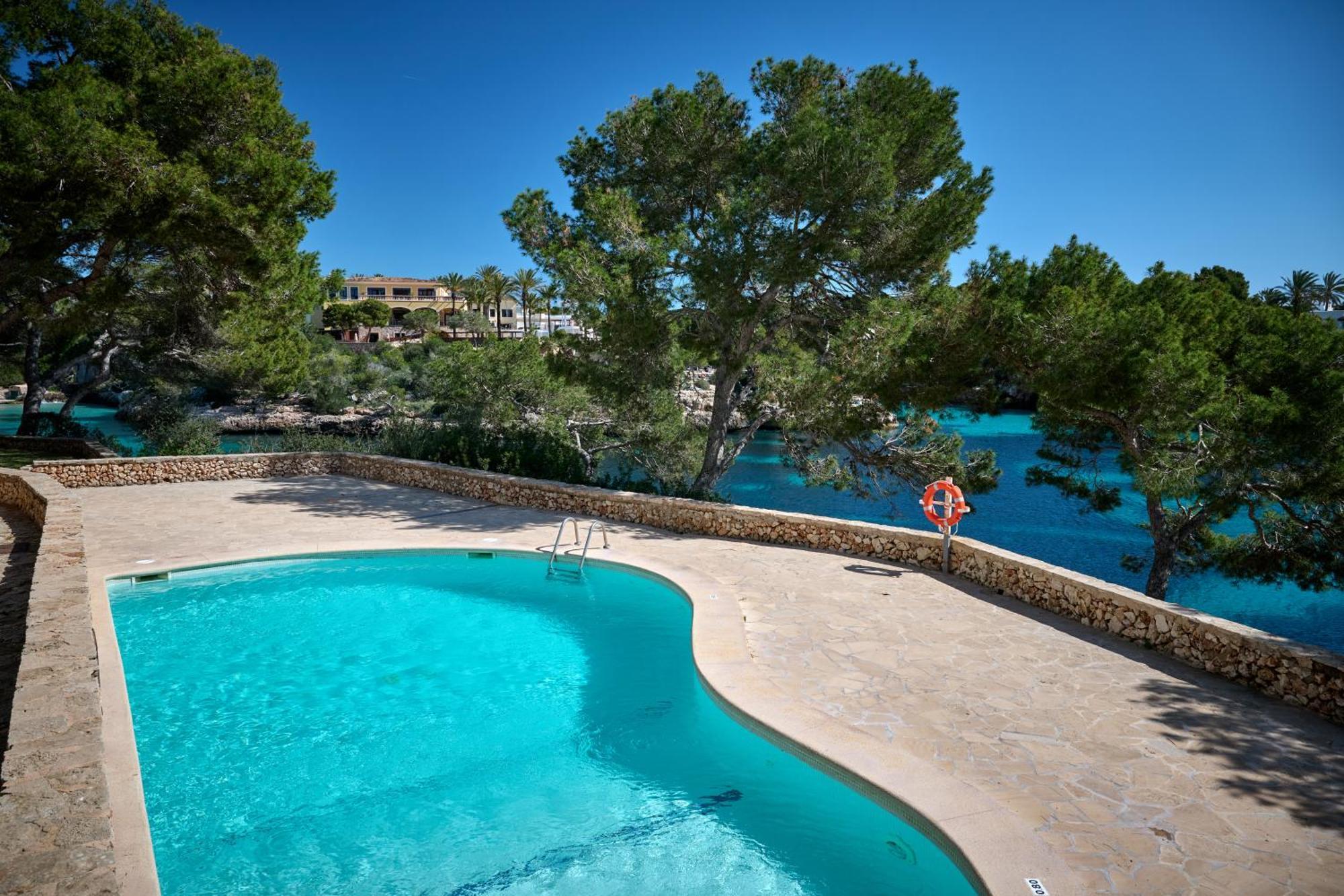 Sea Frontline Apartment 'Faraona'. Pool. Wifi Santanyi Exterior photo