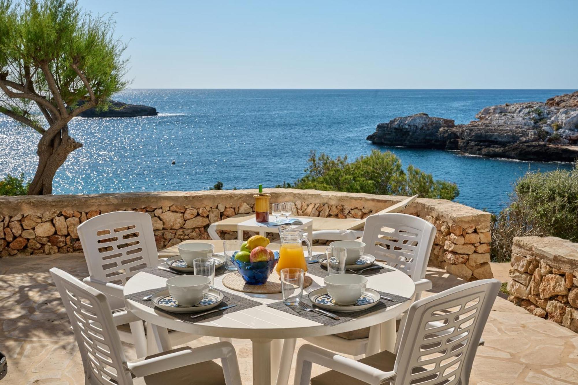 Sea Frontline Apartment 'Faraona'. Pool. Wifi Santanyi Exterior photo